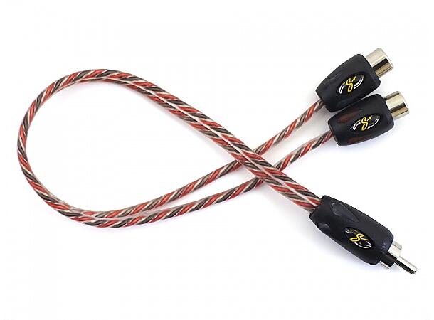 Stinger - SI42YF Signalsplitter/ Y-ledd 4000 Serien, 1 hann / 2 hunn RCA 
